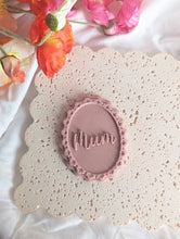 Cargar imagen en el visor de la galería, Lace Frame with Mum insert Debosser and Cutter STL File or physical procuct available