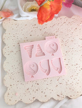 Cargar imagen en el visor de la galería, Construction theme Mould plate STL File or physical product available