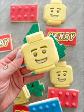 Cargar imagen en el visor de la galería, Lego Man Head Debosser and Cutter STL File or physical procuct available
