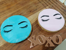 Load image into Gallery viewer, Eyelash Fondant Debosser