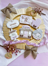 Cargar imagen en el visor de la galería, Mrs Claus Bakery debosser and Cutter STL File or physical product available
