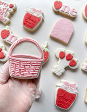 Load image into Gallery viewer, Basket Debosser and Cutter
