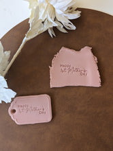 Load image into Gallery viewer, Gift Tag Debosser and Cutter
