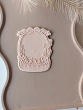Load image into Gallery viewer, Easter Basket Debosser and Cutter
