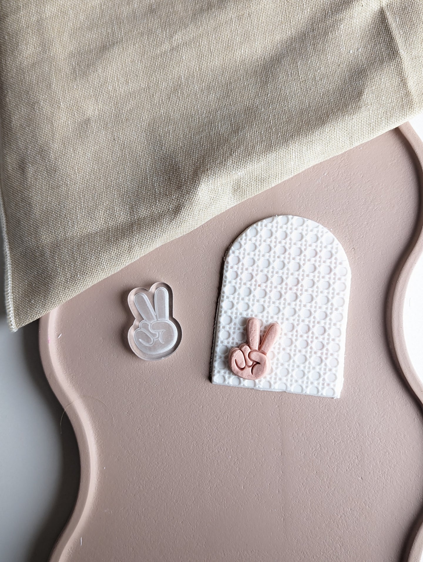 Peace Finger Sign Acrylic Mould