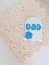 Charger l&#39;image dans la galerie, Dad (bluey font) Debosser
