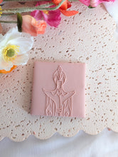 Charger l&#39;image dans la galerie, Villain line art Fondant Debossers
