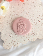 Charger l&#39;image dans la galerie, Princess silhouette Fondant debosser
