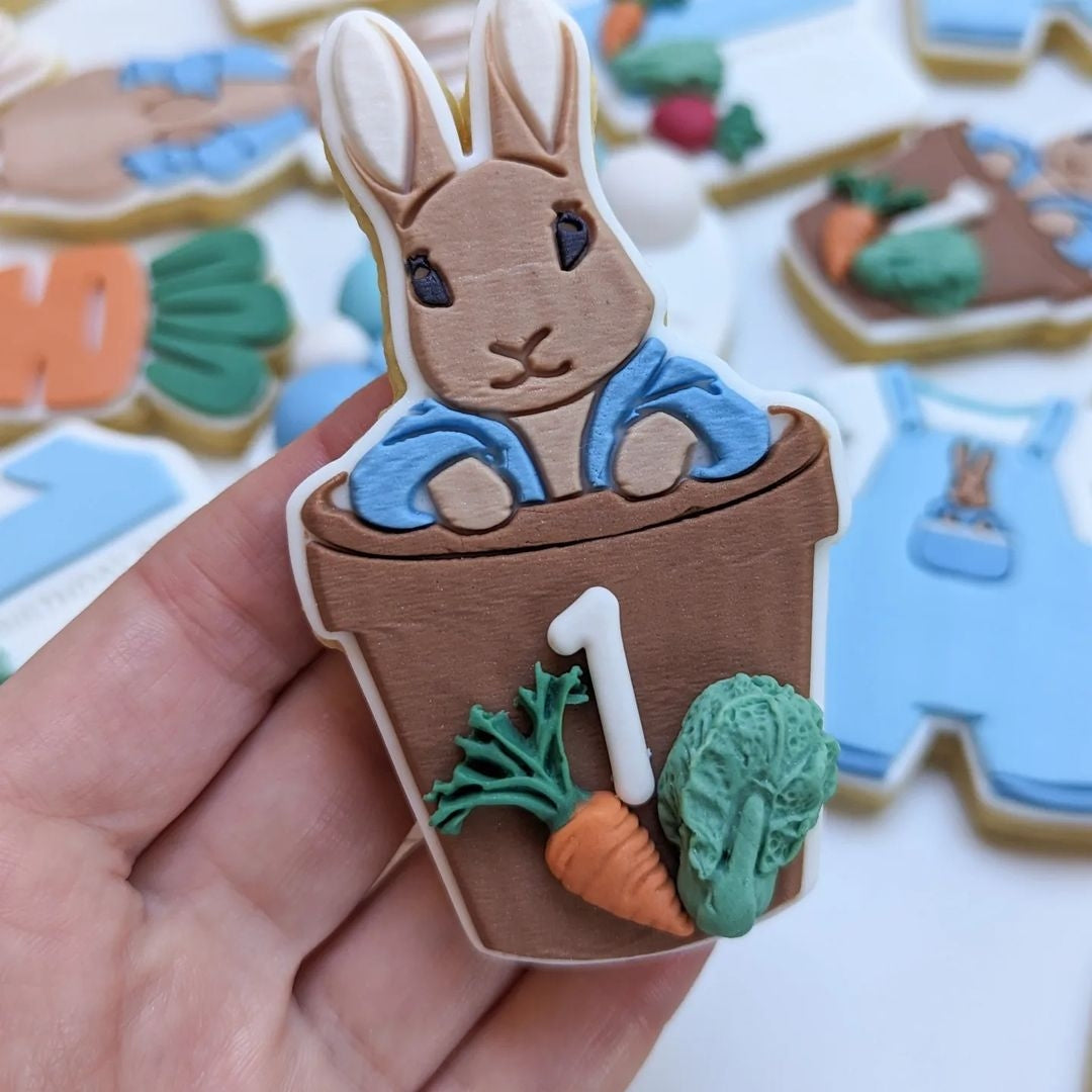Peter Rabbit in Pot Debosser and Cutter