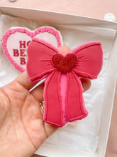 Load image into Gallery viewer, Ruffle Bow debosser and cutter
