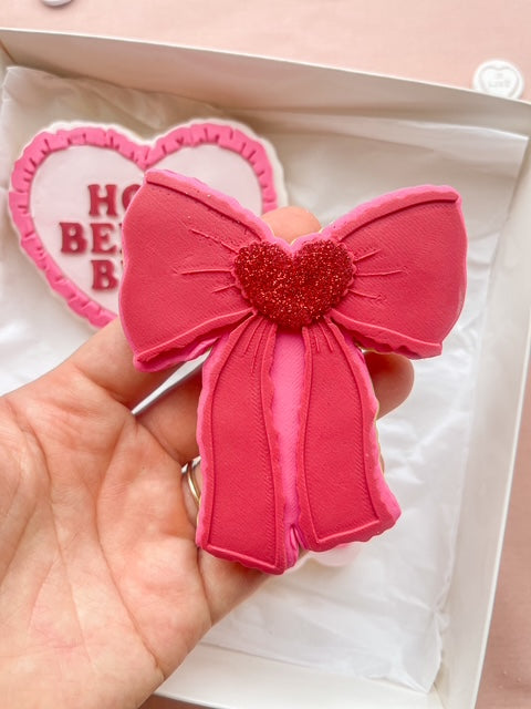 Ruffle Bow debosser and cutter