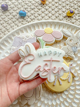 Cargar imagen en el visor de la galería, Happy Easter Debosser and Cutter
