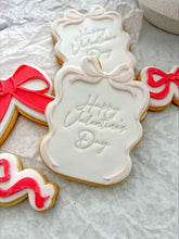 Cargar imagen en el visor de la galería, Happy Valentines Day Bow Frame debosser and cutter
