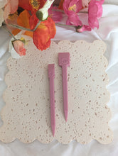 Load image into Gallery viewer, Mini Fondant Scrapers - Set of 2
