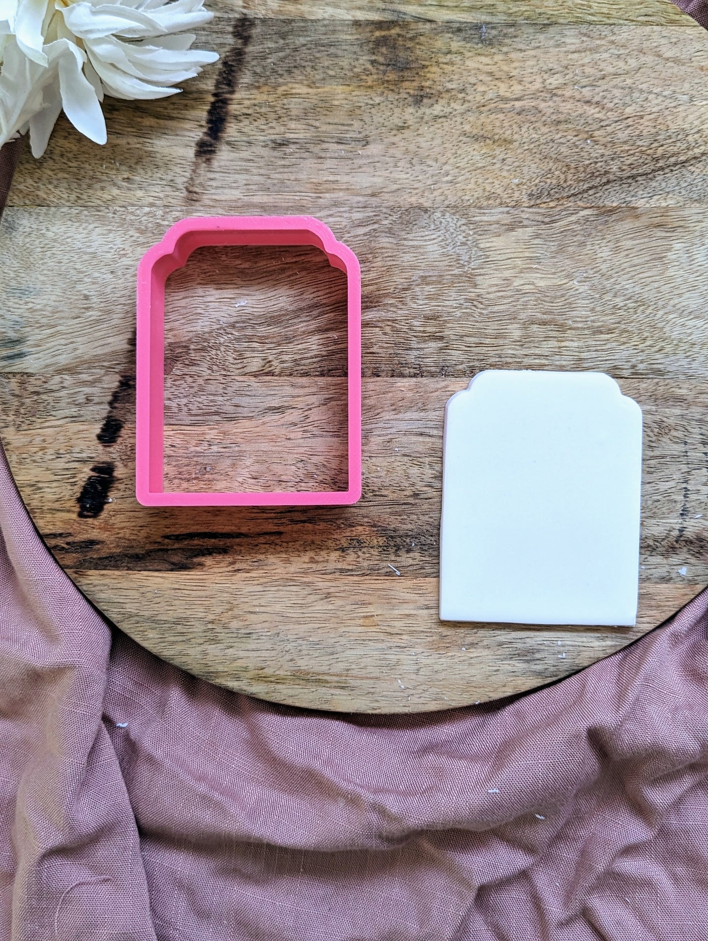 Kinsley plaque cookie cutter