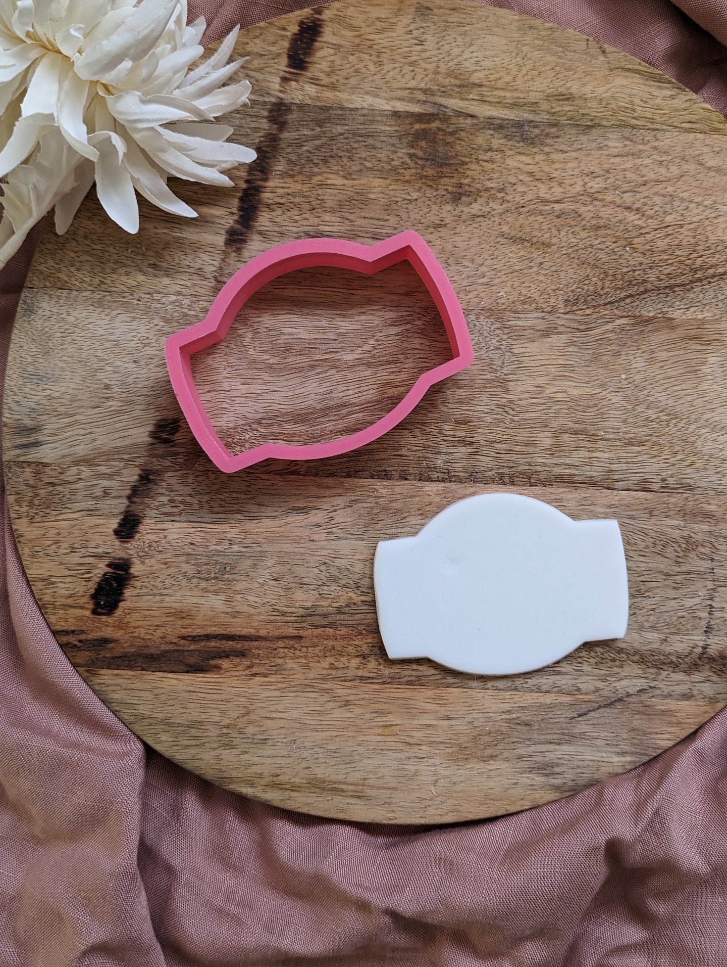 Label Cookie cutter