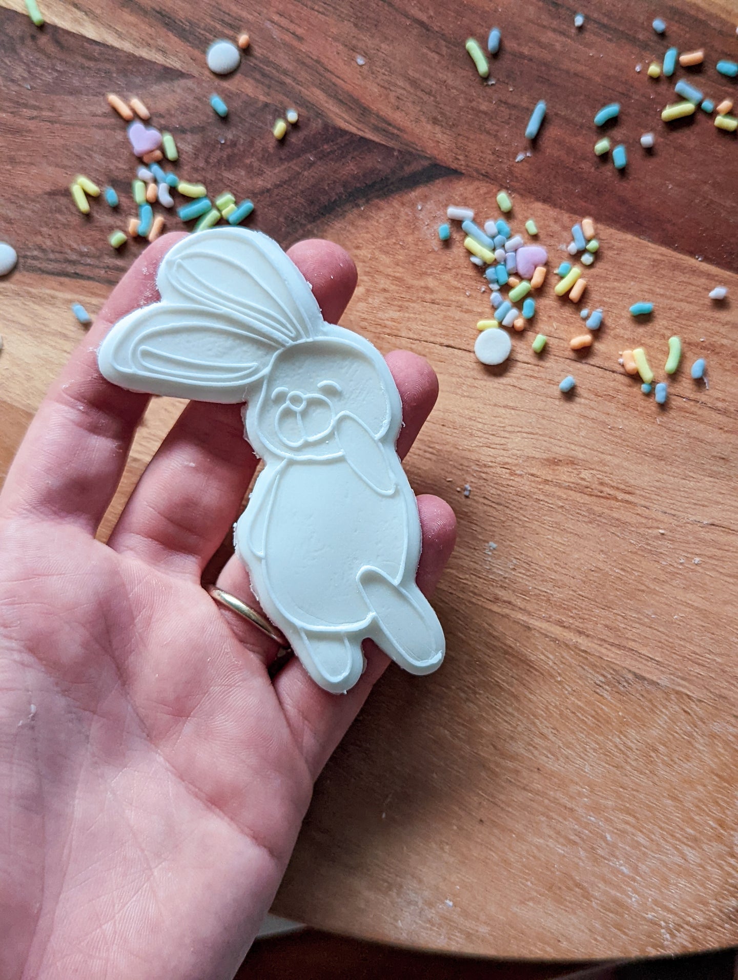 Ragdoll Bunny debosser and Cutter