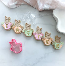 Cargar imagen en el visor de la galería, Bunny basket stamp and Cutter
