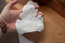 Cargar imagen en el visor de la galería, Happy Easter Bunny Personalise debosser and Cutter
