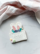 Cargar imagen en el visor de la galería, Floral Ears frame stamp and Cutter
