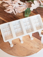 Load image into Gallery viewer, Chocolate Block Cakesicle Mould
