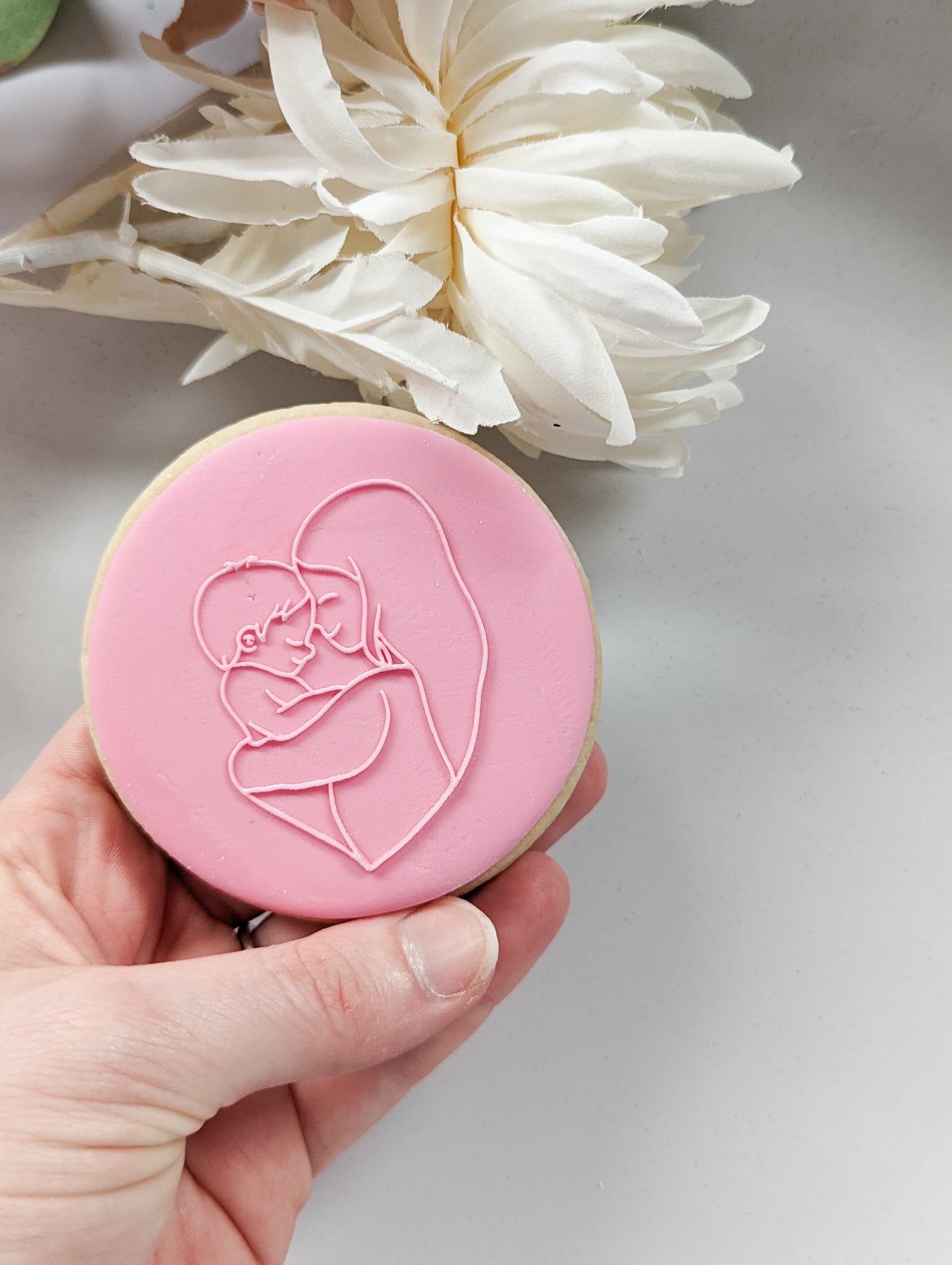Mum Cuddle Fondant debosser