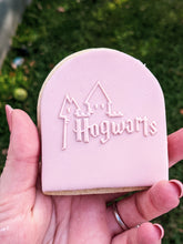 Cargar imagen en el visor de la galería, Magic themed Fondant Debossers
