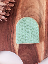 Load image into Gallery viewer, Diamonds Pattern Fondant debosser
