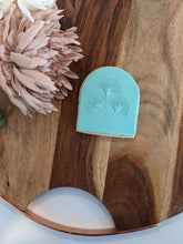 Load image into Gallery viewer, Three Fern  Fondant debosser
