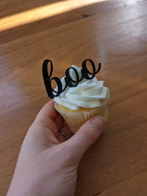 Cargar imagen en el visor de la galería, Halloween Cupcake Toppers
