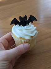 Cargar imagen en el visor de la galería, Halloween Cupcake Toppers
