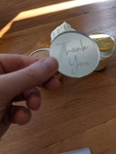 Cargar imagen en el visor de la galería, Thank you Mirror  Cupcake Topper
