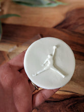 Charger l&#39;image dans la galerie, Basketball Player  fondant Debosser
