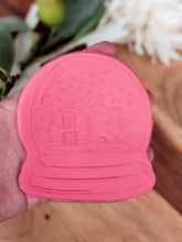 Load image into Gallery viewer, Snow Globe debosser and cutter
