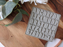 Charger l&#39;image dans la galerie, Letters Silicone Mould
