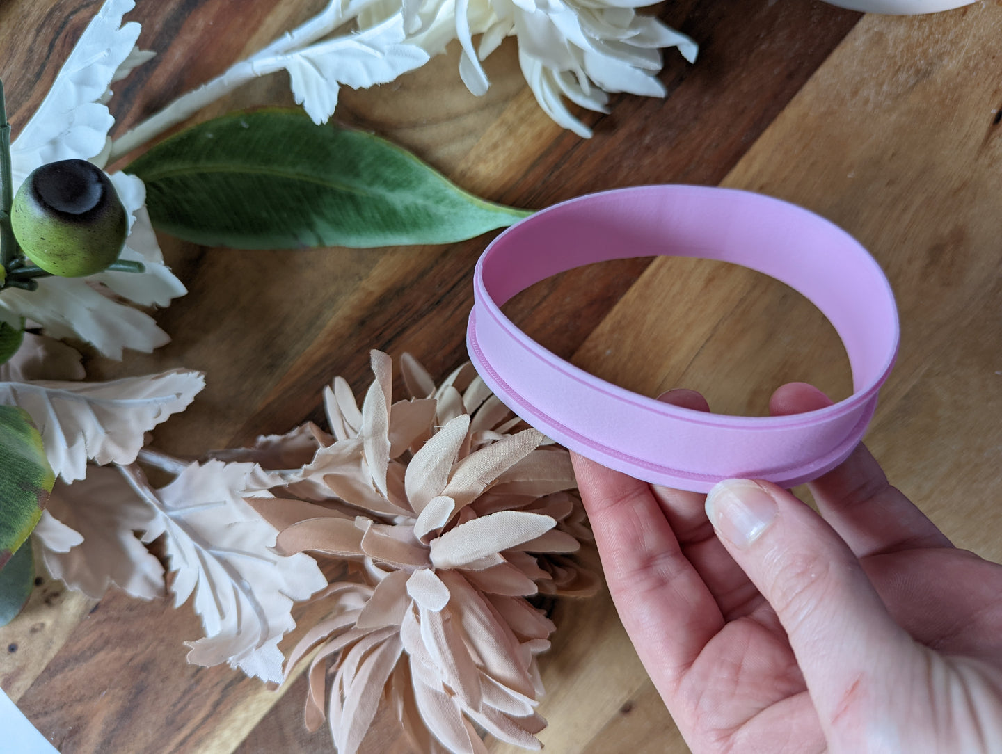 Easter egg cookie cutter