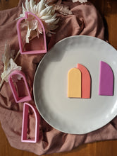 Charger l&#39;image dans la galerie, Arch Backdrop Cookie Cutter
