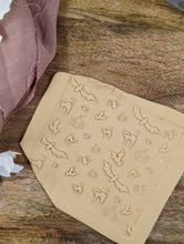 Load image into Gallery viewer, Black Cats and Bats Pattern Fondant debosser

