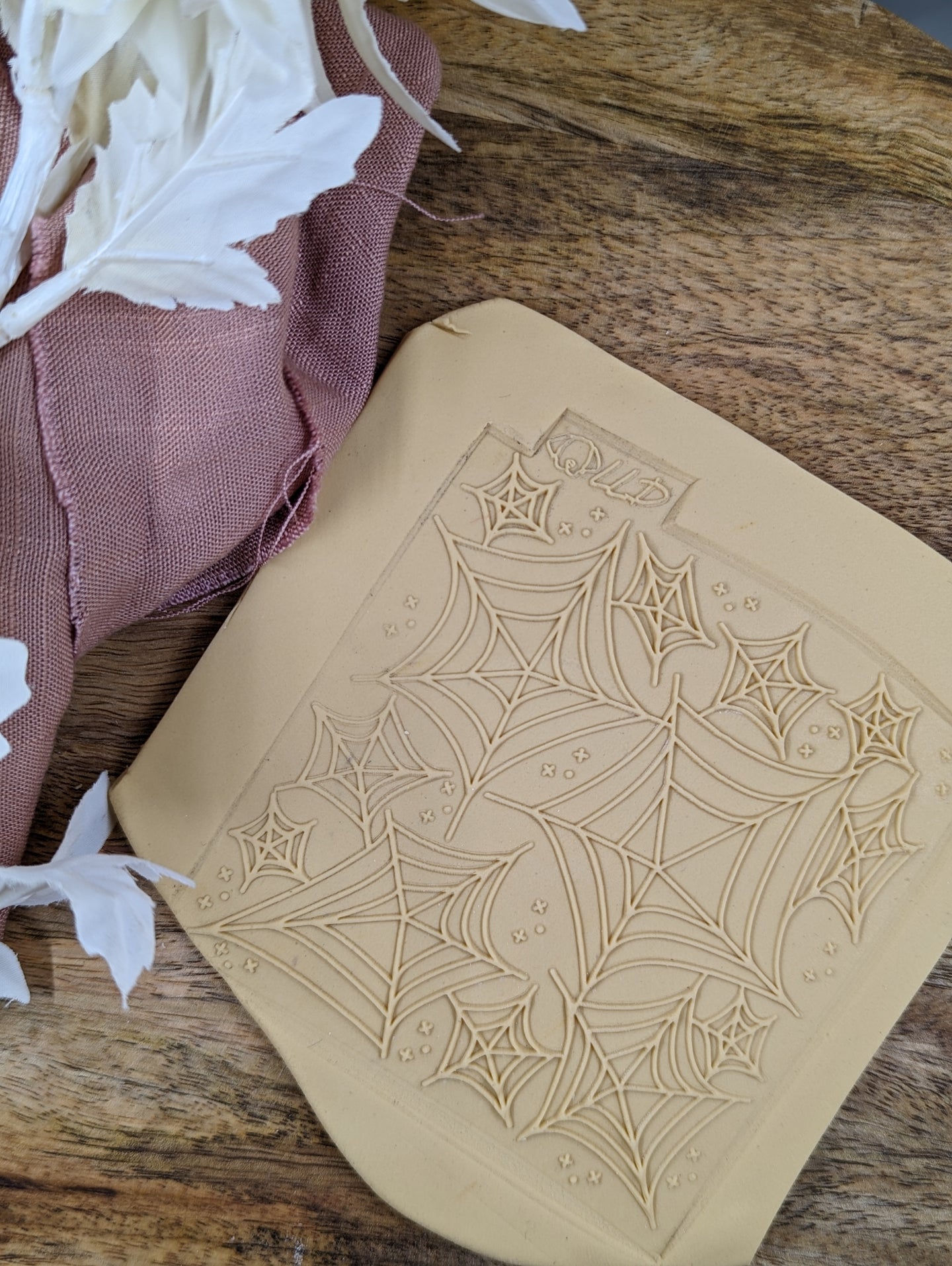 Spiderweb Pattern Fondant debosser