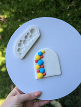 Load image into Gallery viewer, Balloon Garland Silicone Mould
