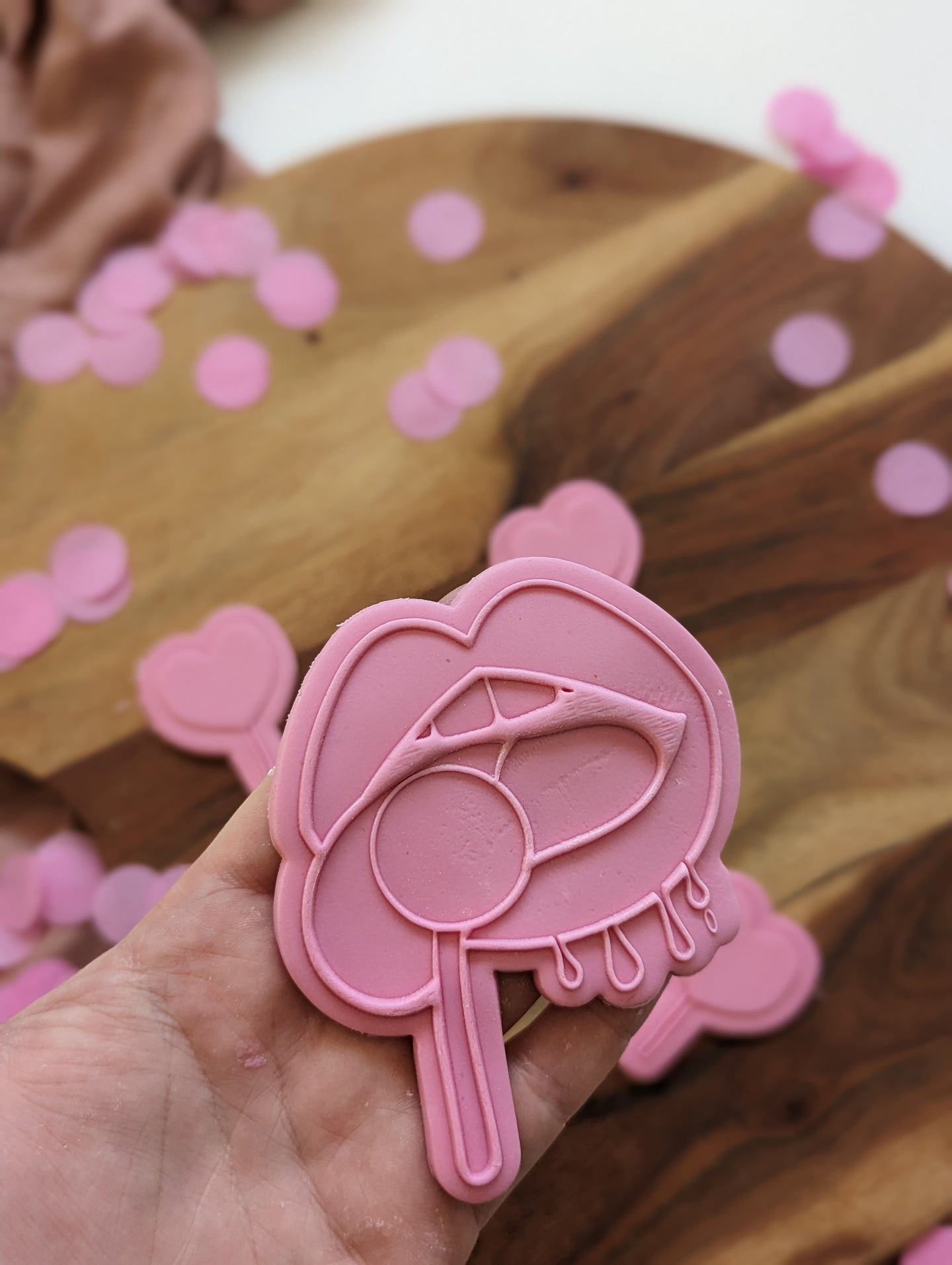 Lips Sucking lollypop fondant debosser and cutter