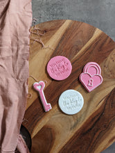 Load image into Gallery viewer, You have the Key to my heart embosser

