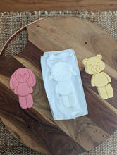 Cargar imagen en el visor de la galería, 3 Part Bunny, Bear and Sheep Stamp and Cutter Set
