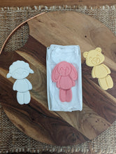 Cargar imagen en el visor de la galería, 3 Part Bunny, Bear and Sheep Stamp and Cutter Set
