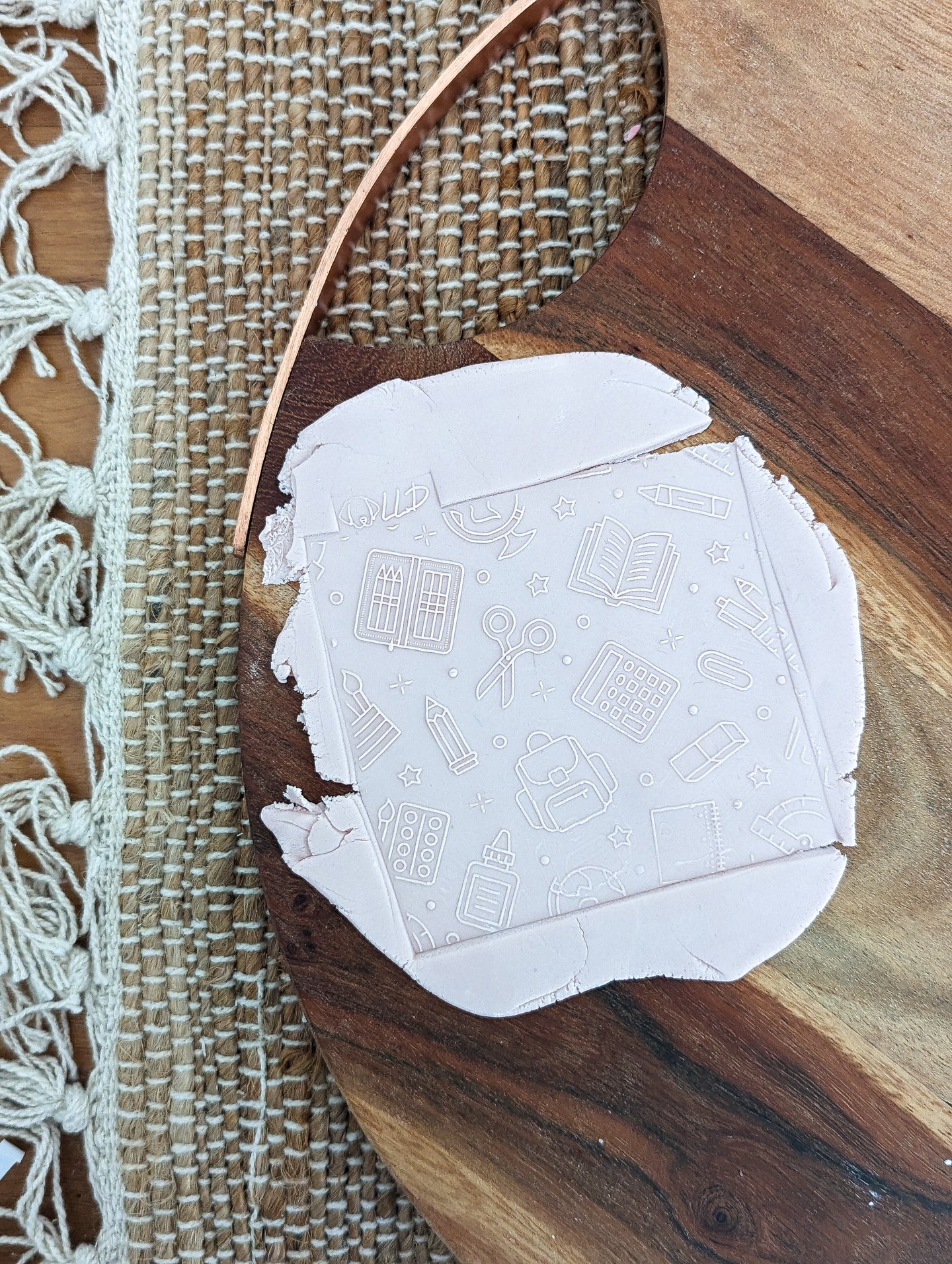 School Pattern Fondant debosser