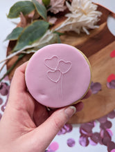 Load image into Gallery viewer, Heart Balloons Fondant debosser
