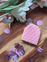 Load image into Gallery viewer, Hearts Pattern Fondant debosser
