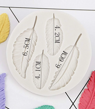 Load image into Gallery viewer, Feather Silicone Mould
