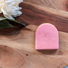 Load image into Gallery viewer, Women outline Fondant debosser

