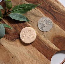 Charger l&#39;image dans la galerie, Happy Birthday Fondant embosser
